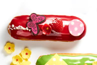 Raspberry éclair