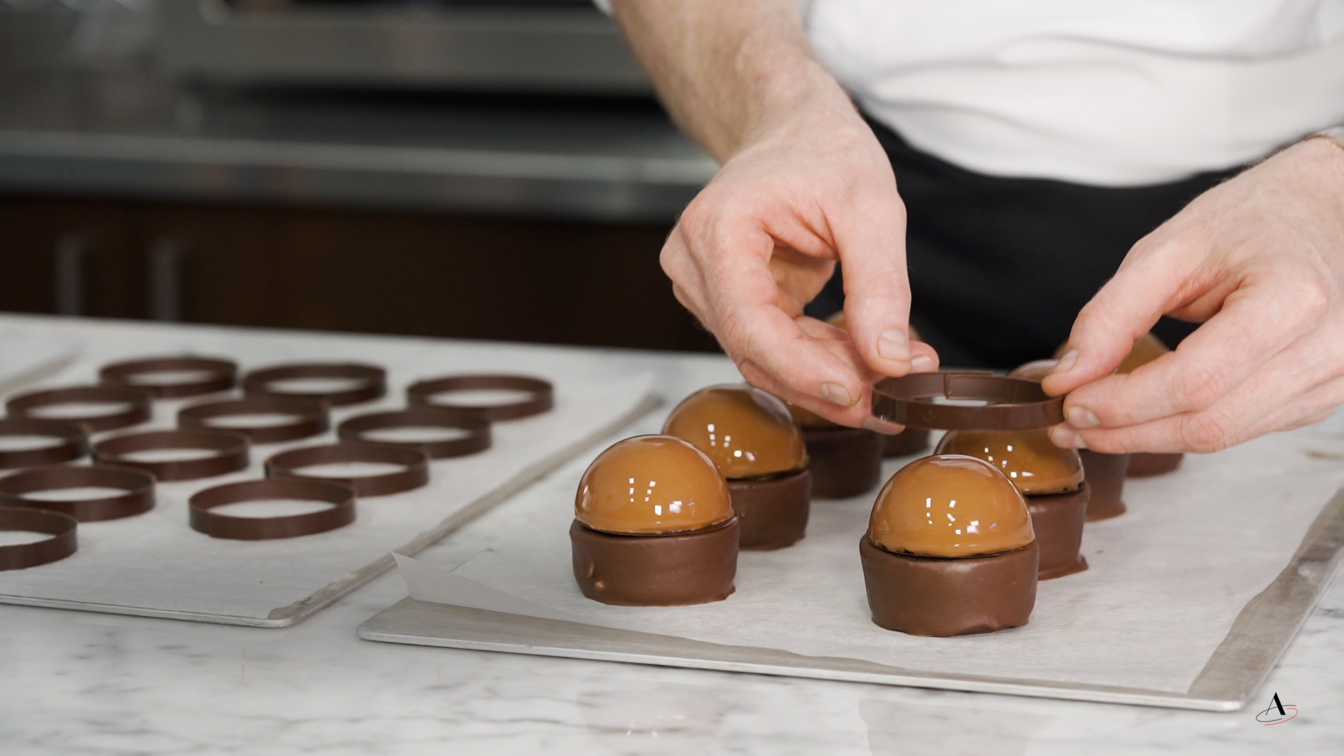 ギッターカッター チョコレート（ガナッシュ）をカットする道具