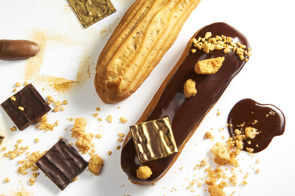 Dunkles Schokoladen Eclair