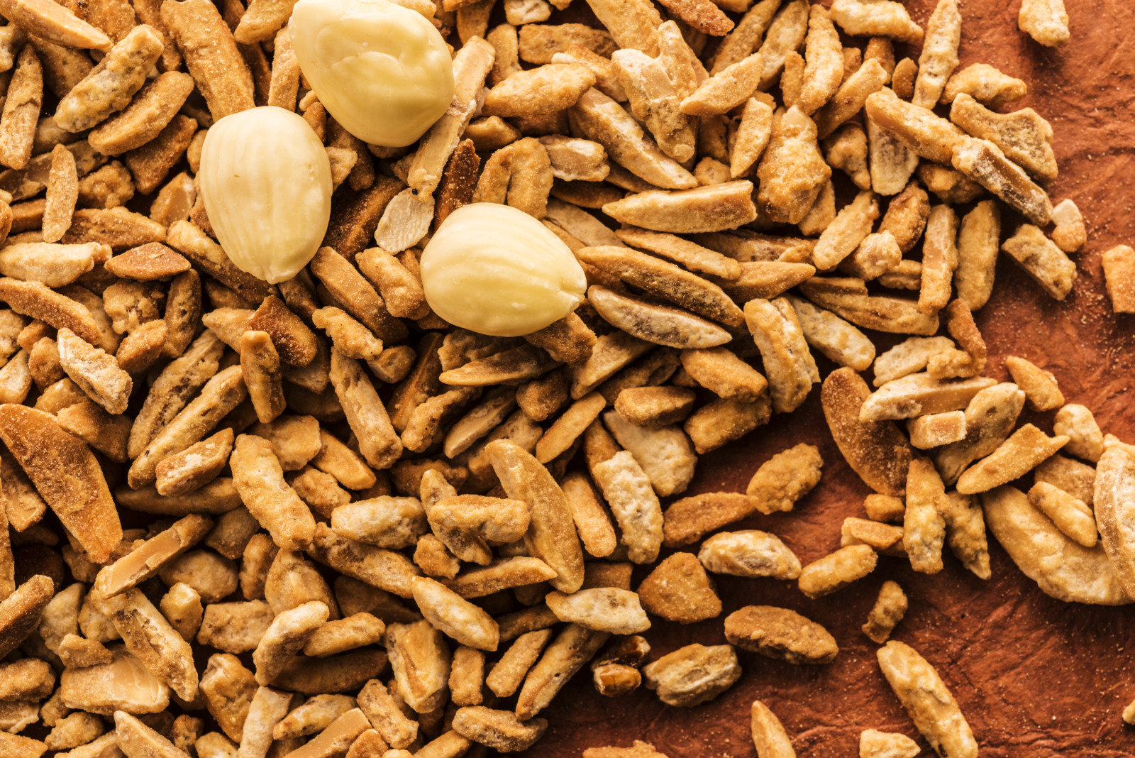 Blanched Almond Sticks Sablage 70 30 La Morella Nuts